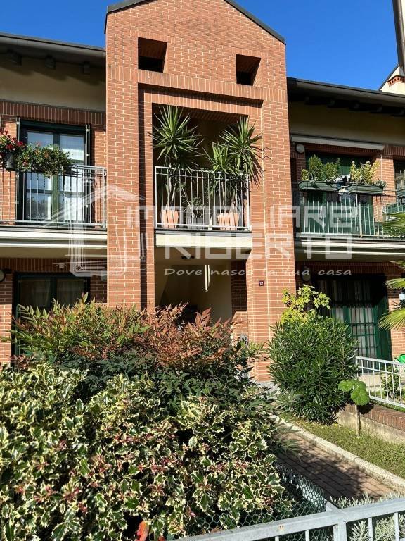appartamento in vendita a Paderno Dugnano in zona Calderara