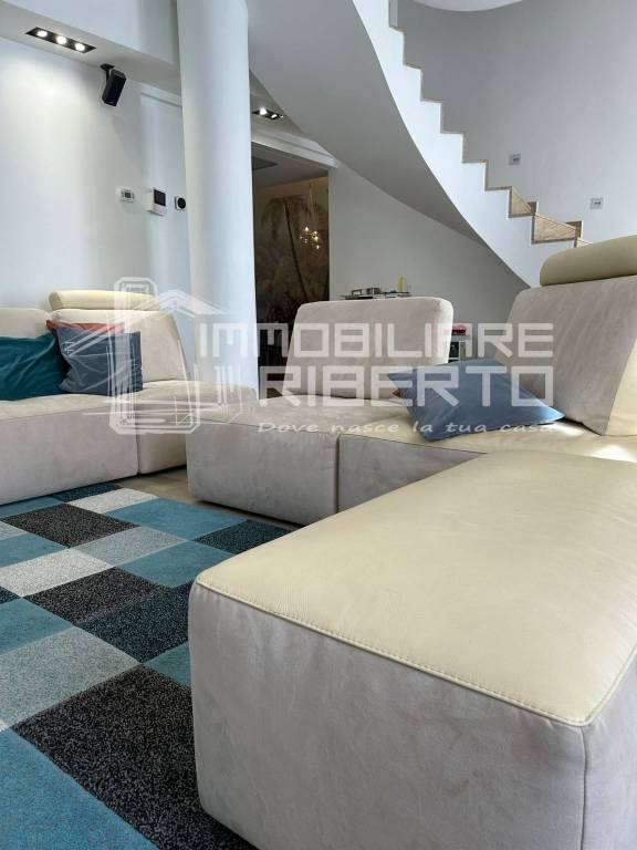 appartamento in vendita a Paderno Dugnano in zona Calderara