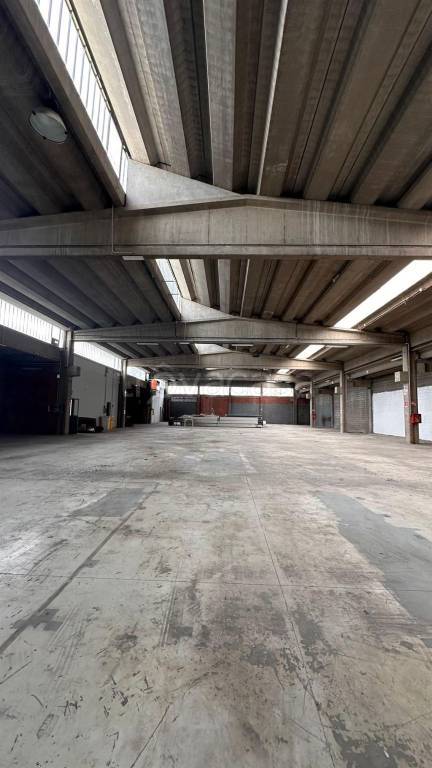 terreno edificabile in vendita a Paderno Dugnano