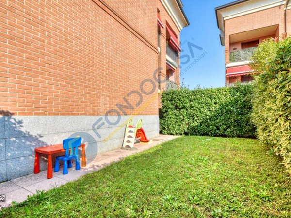 appartamento in vendita a Paderno Dugnano in zona Cassina Amata