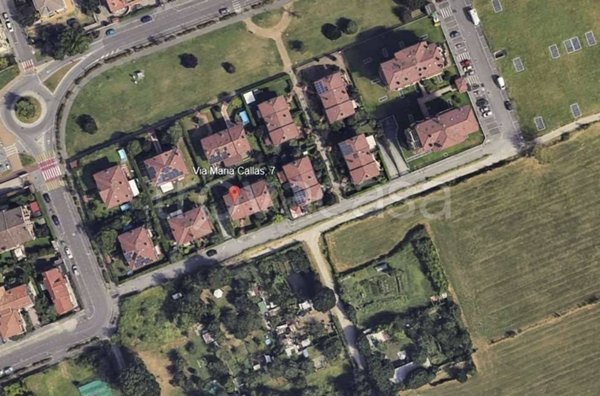 casa indipendente in vendita a Paderno Dugnano in zona Calderara