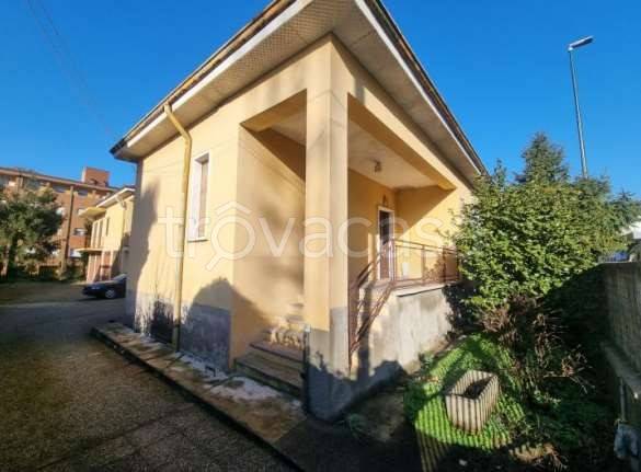 appartamento in vendita a Paderno Dugnano in zona Cassina Amata