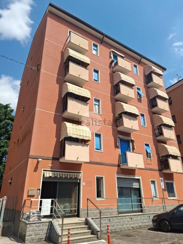 appartamento in vendita a Paderno Dugnano in zona Incirano