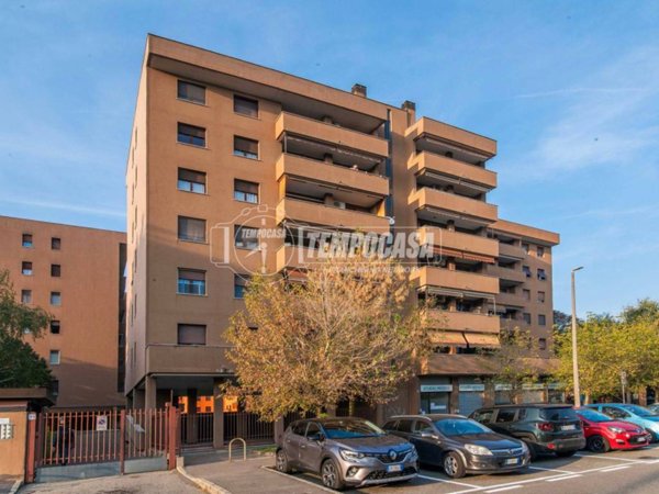 appartamento in vendita a Paderno Dugnano in zona Incirano