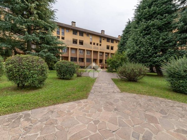 appartamento in vendita a Paderno Dugnano in zona Palazzolo Milanese