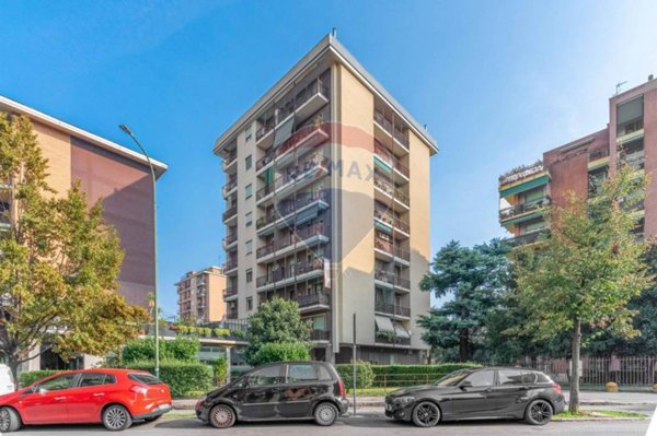 appartamento in vendita a Paderno Dugnano in zona Palazzolo Milanese