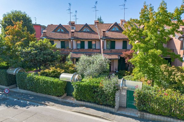 casa indipendente in vendita a Paderno Dugnano