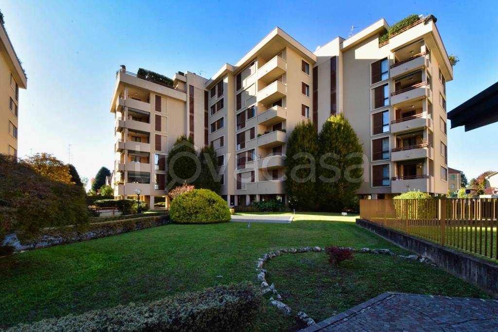 appartamento in vendita a Paderno Dugnano in zona Palazzolo Milanese