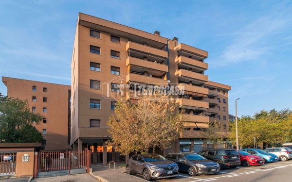 appartamento in vendita a Paderno Dugnano in zona Incirano