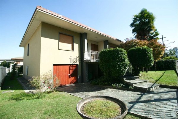 casa indipendente in vendita a Paderno Dugnano