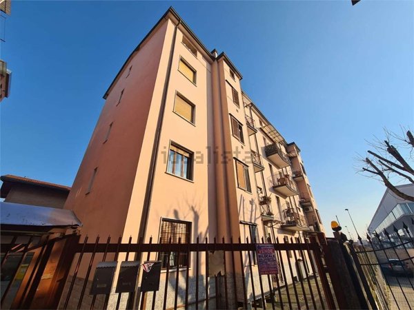 appartamento in vendita a Paderno Dugnano in zona Cassina Amata