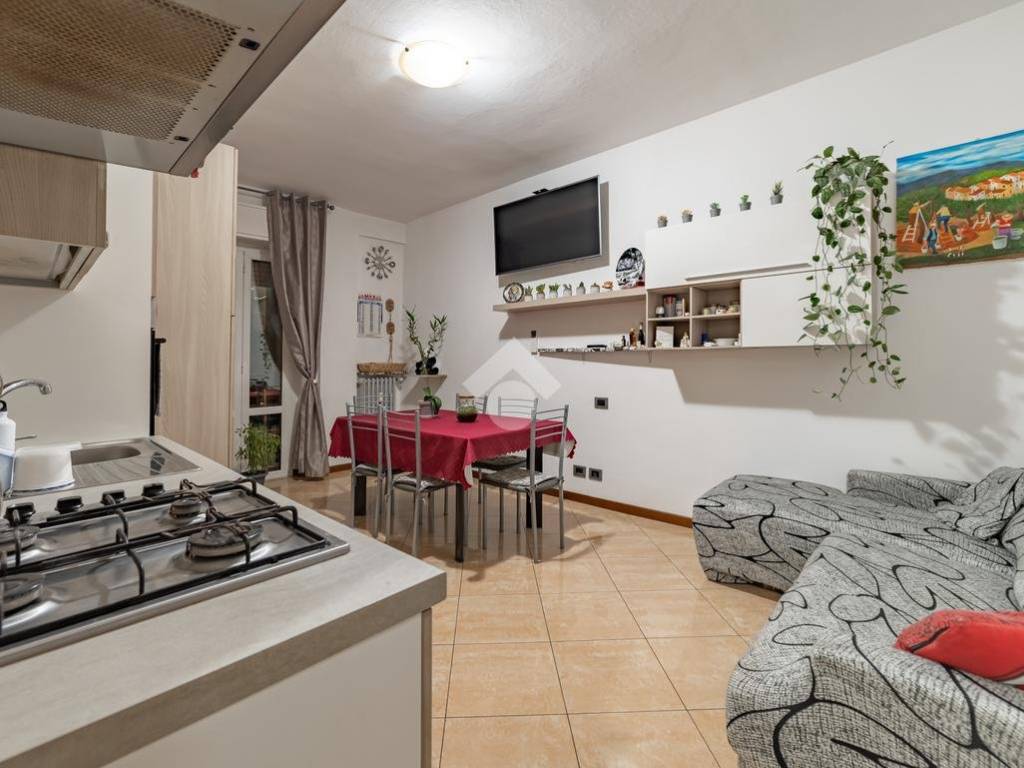 appartamento in vendita a Paderno Dugnano in zona Cassina Amata