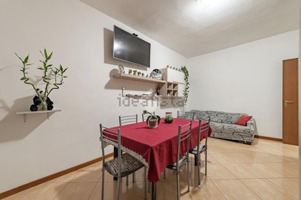 appartamento in vendita a Paderno Dugnano in zona Cassina Amata