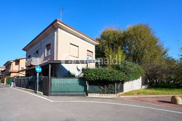 appartamento in vendita a Paderno Dugnano in zona Calderara