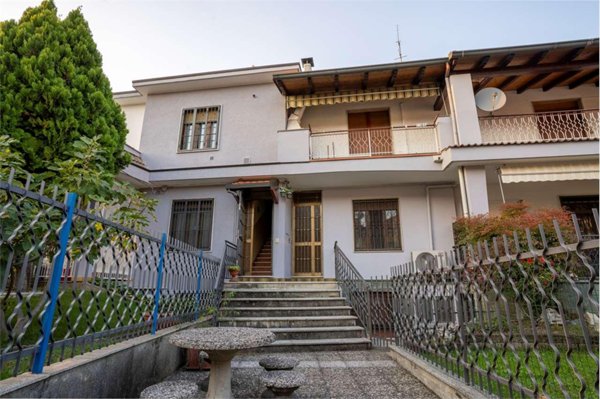 appartamento in vendita a Paderno Dugnano in zona Calderara