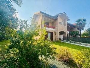 casa indipendente in vendita a Paderno Dugnano