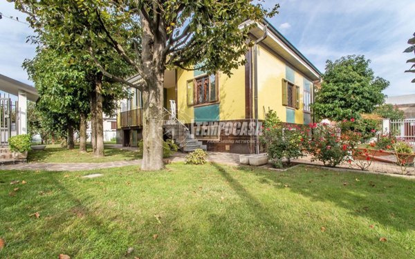 appartamento in vendita a Paderno Dugnano