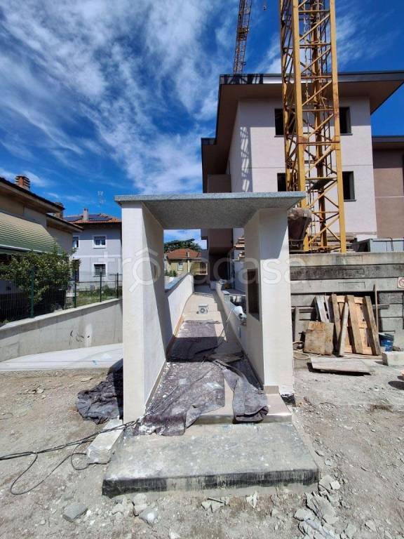 appartamento in vendita a Paderno Dugnano in zona Cassina Amata