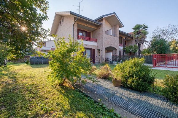 casa indipendente in vendita a Paderno Dugnano