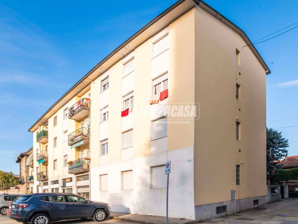 appartamento in vendita a Paderno Dugnano in zona Incirano