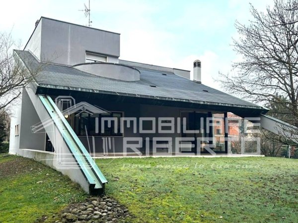 casa indipendente in vendita a Paderno Dugnano