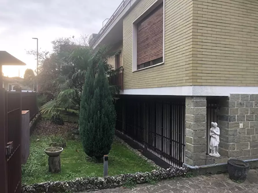 casa indipendente in vendita a Paderno Dugnano in zona Palazzolo Milanese