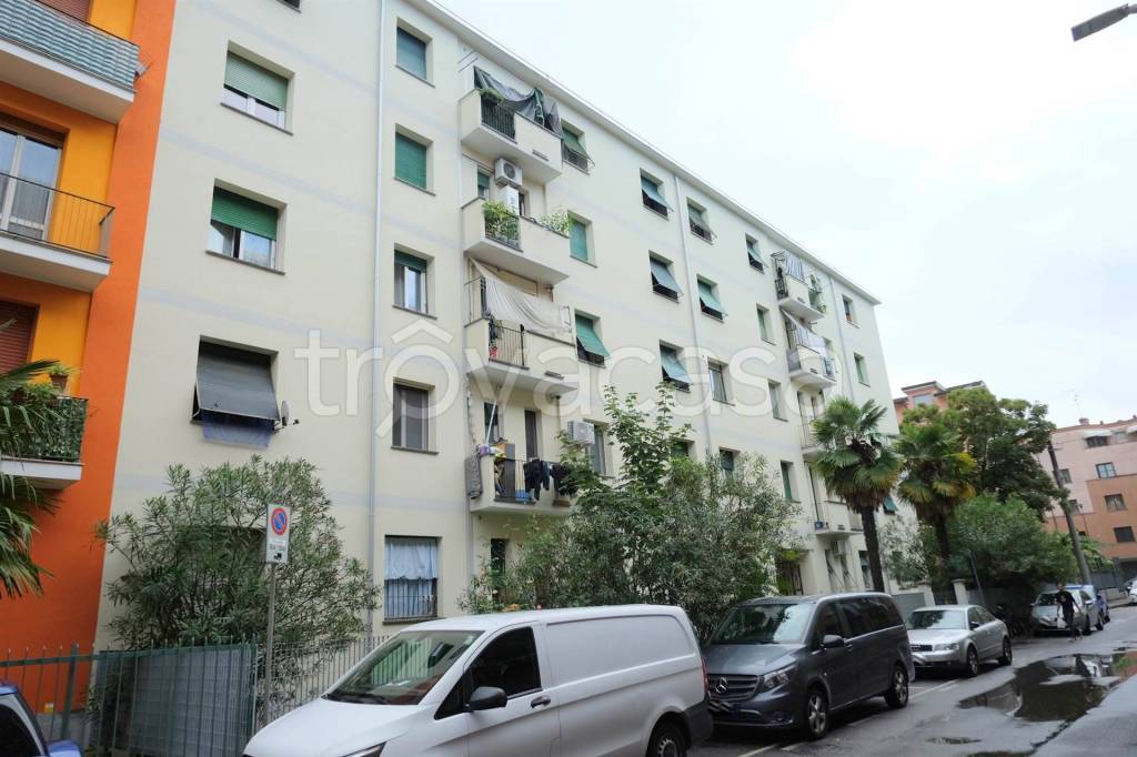 appartamento in vendita a Paderno Dugnano