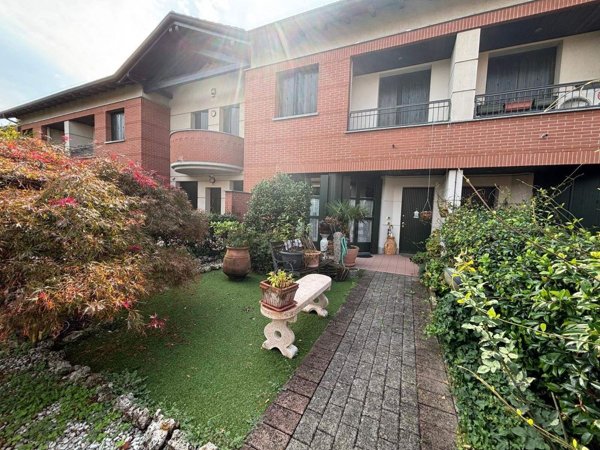 appartamento in vendita a Paderno Dugnano in zona Calderara