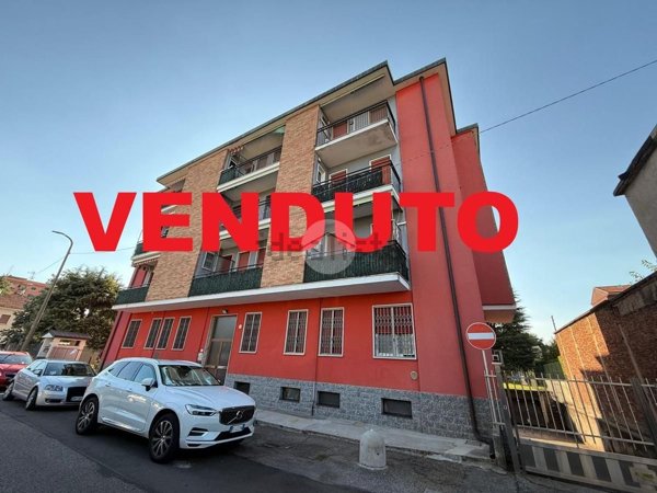 appartamento in vendita a Paderno Dugnano in zona Cassina Amata