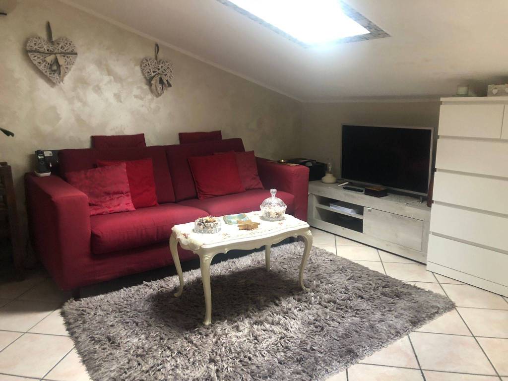 appartamento in vendita a Paderno Dugnano in zona Calderara