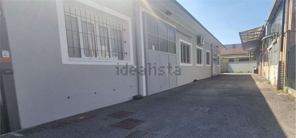 ufficio in vendita a Paderno Dugnano