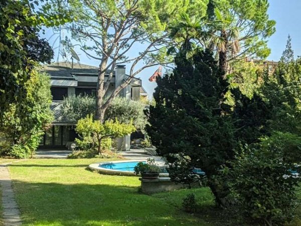 casa indipendente in vendita a Paderno Dugnano