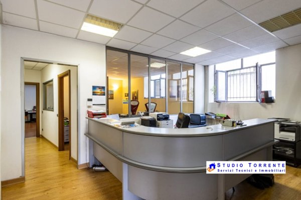 ufficio in vendita a Paderno Dugnano