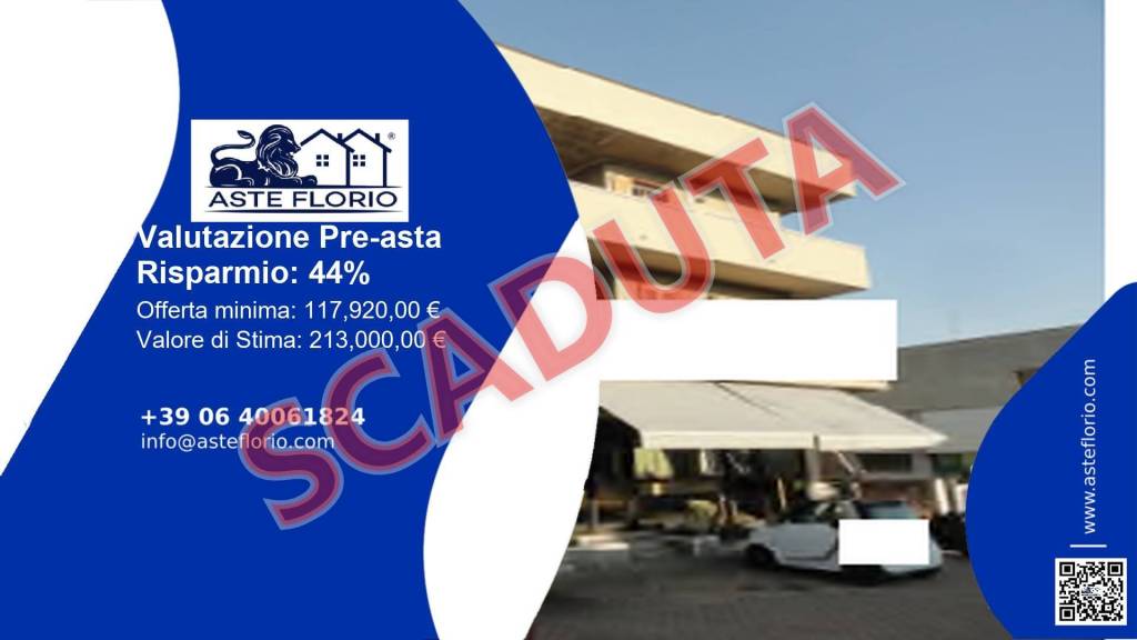 locale commerciale in vendita a Paderno Dugnano