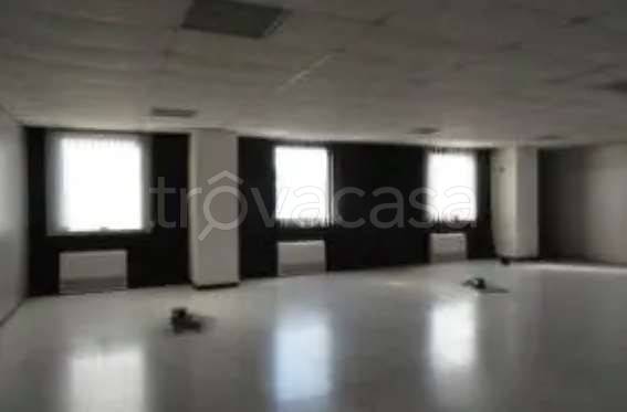 ufficio in vendita a Paderno Dugnano