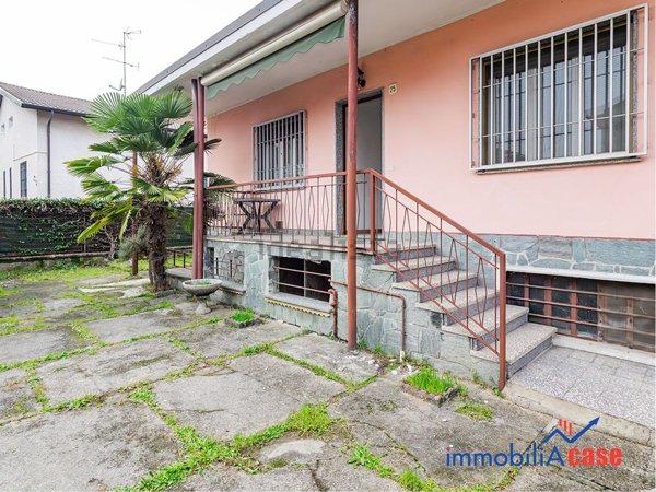 casa indipendente in vendita a Paderno Dugnano in zona Palazzolo Milanese