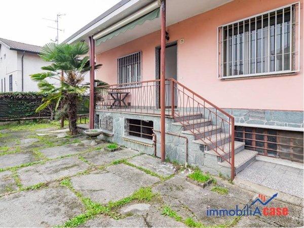 casa indipendente in vendita a Paderno Dugnano in zona Palazzolo Milanese