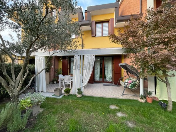 casa indipendente in vendita a Paderno Dugnano