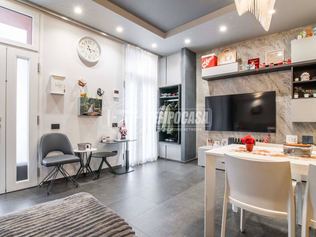 appartamento in vendita a Paderno Dugnano