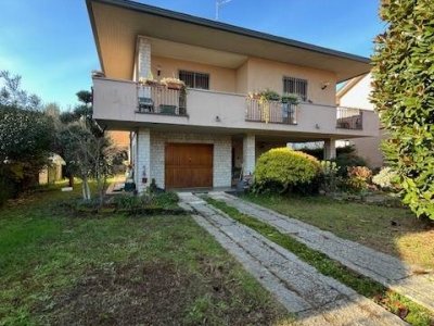 casa indipendente in vendita a Paderno Dugnano in zona Palazzolo Milanese