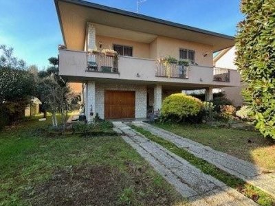 casa indipendente in vendita a Paderno Dugnano in zona Palazzolo Milanese