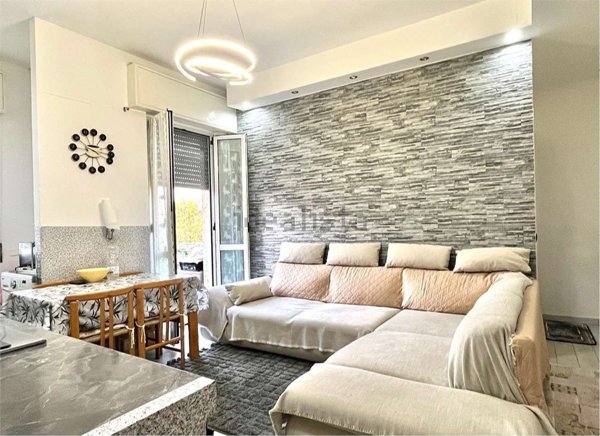 appartamento in vendita a Paderno Dugnano in zona Cassina Amata