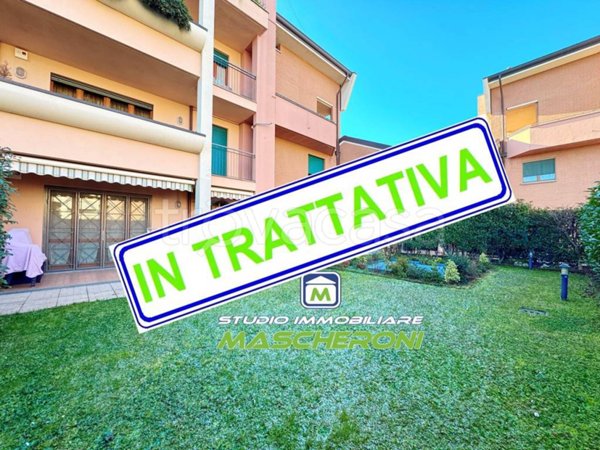 appartamento in vendita a Paderno Dugnano in zona Cassina Amata