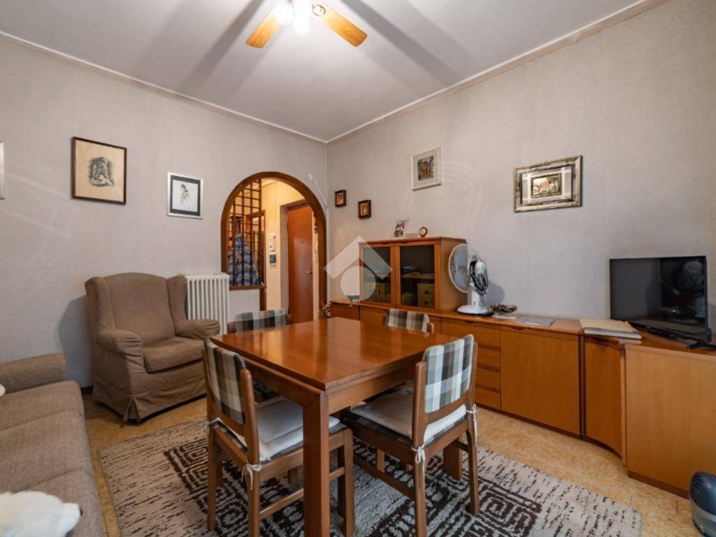 appartamento in vendita a Paderno Dugnano in zona Cassina Amata