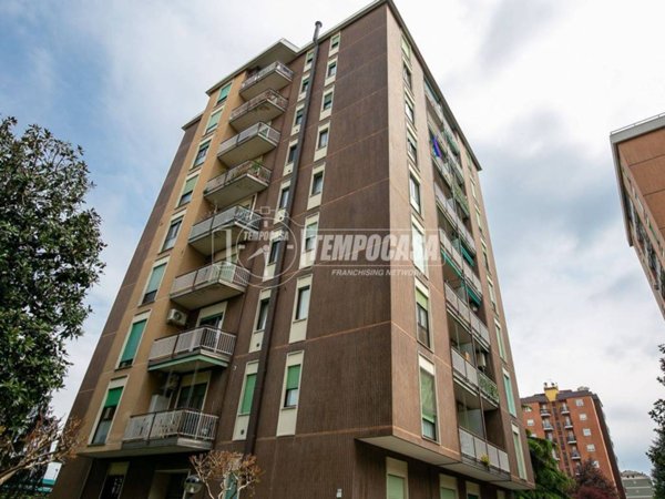 appartamento in vendita a Paderno Dugnano in zona Palazzolo Milanese