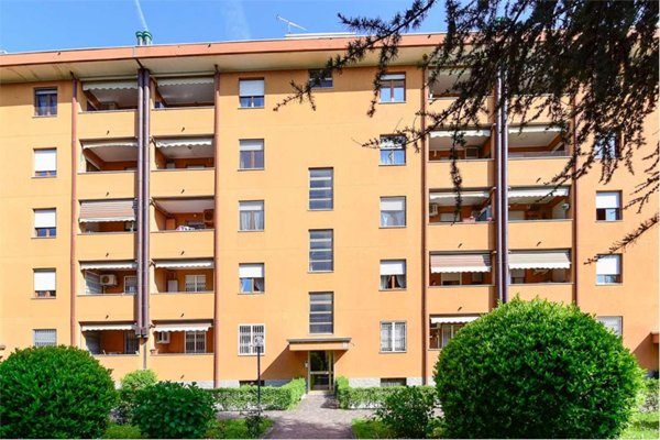 appartamento in vendita a Paderno Dugnano in zona Calderara