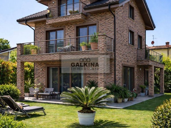 casa indipendente in vendita a Paderno Dugnano in zona Palazzolo Milanese