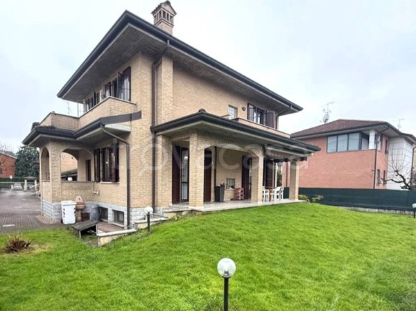 casa indipendente in vendita a Paderno Dugnano