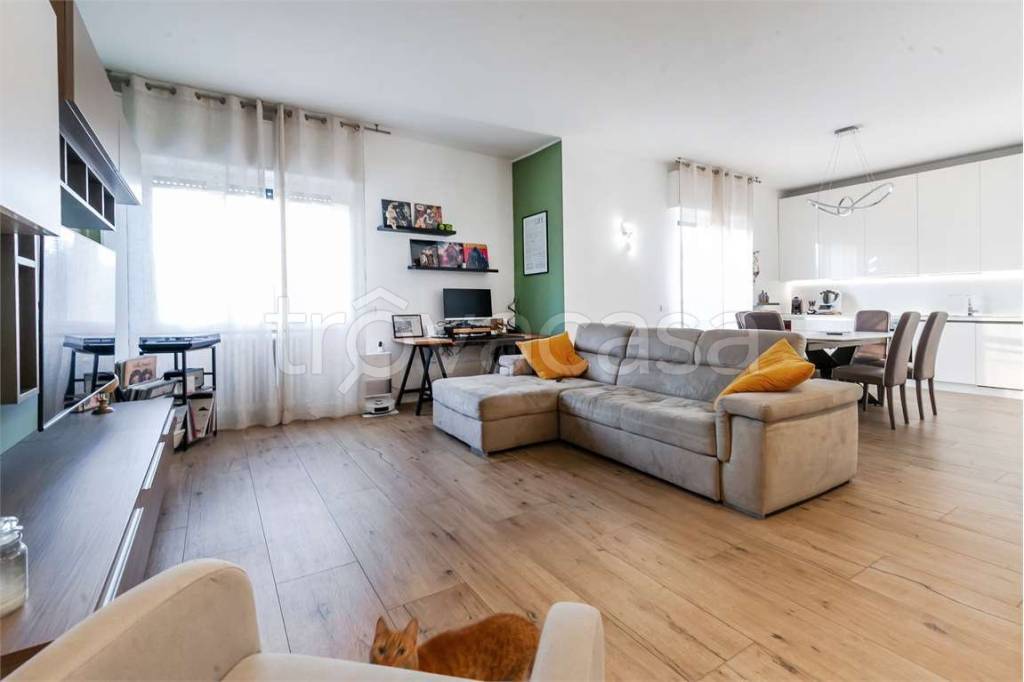 appartamento in vendita a Paderno Dugnano in zona Palazzolo Milanese