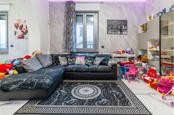 appartamento in vendita a Paderno Dugnano in zona Incirano